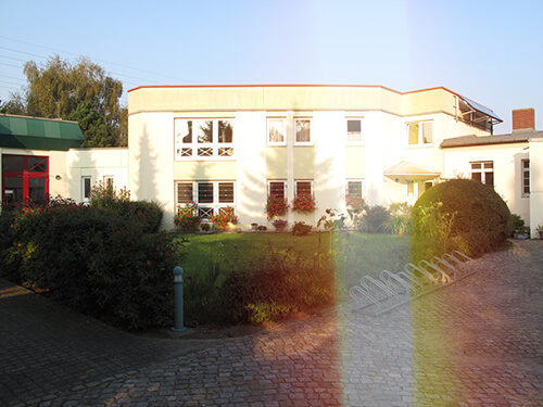 Pfarrhaus Schönefeld mit Pfarrbüro Pfarrhaus Schönefeld mit Pfarrbüro, Foto: Michael Teubner