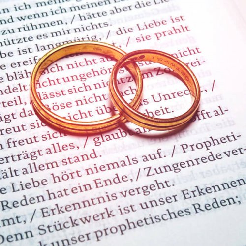 Das Hohelied der Liebe, 1 Korinther, 13, Foto: Friefbert Simon, Pfarrbriefservice